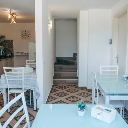 Affitta La Fenice Di Folli Lorella 4*